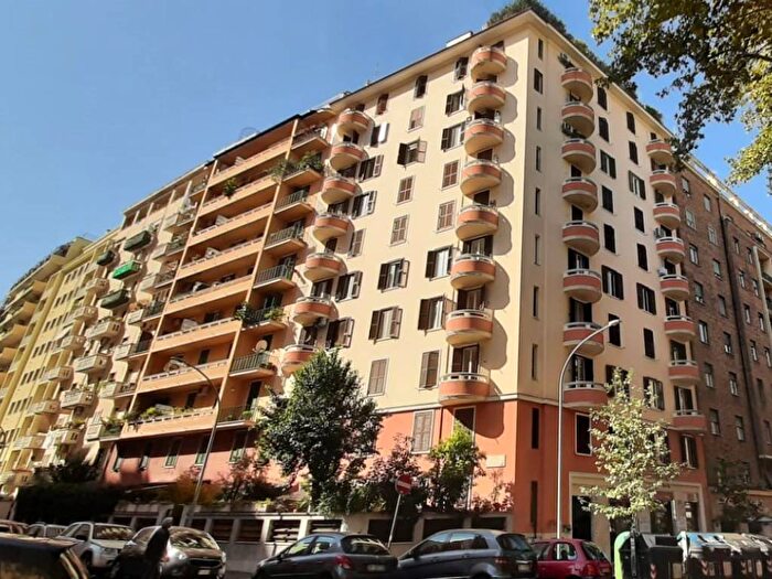 Appartamento trilocale in affitto in Via Satrico, San Giovanni, Roma