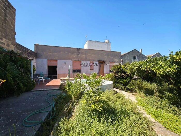 Casa quadrilocale in vendita in Contrada Dara, Marsala