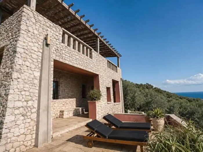 Casa con 6 locali in vendita in Sp, Corsano
