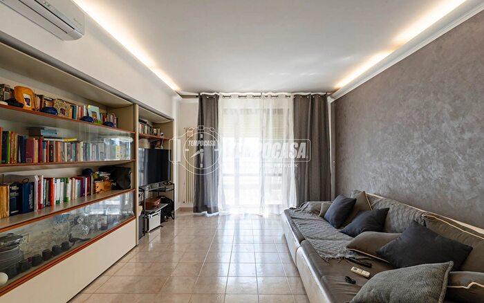 Appartamento quadrilocale in vendita in Via Carlo Crivelli, Civitanova Marche