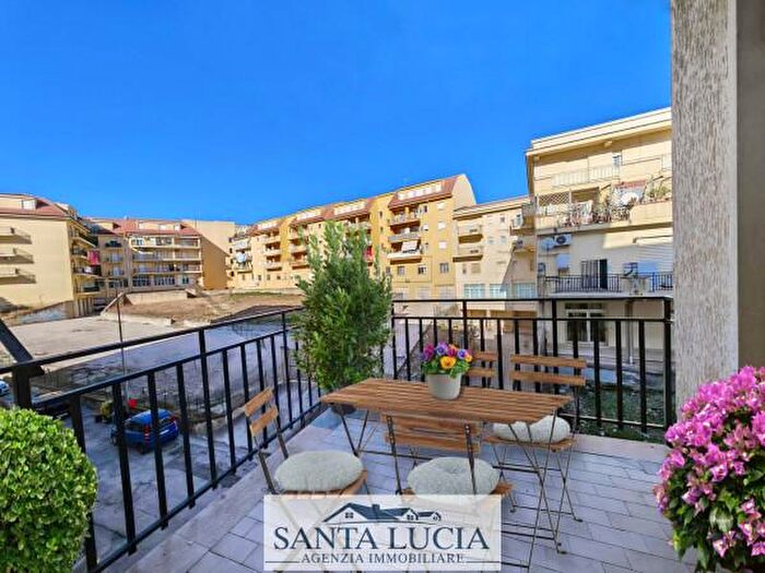 Appartamento con 5 locali in vendita in Via Amintore Fanfani, Canicatti