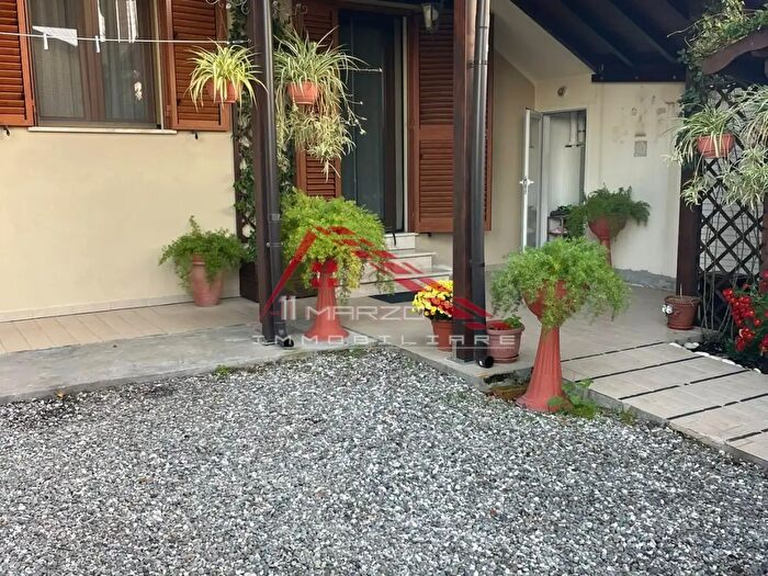 Appartamento trilocale in vendita in Azalea, Collesalvetti