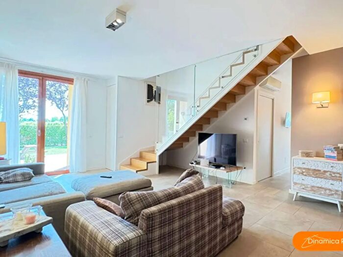 Casa con 10 locali in vendita in Via per Piavon, Oderzo