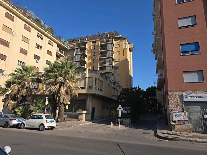 Appartamento monolocale in vendita in Via Imperatore Federico, Palermo