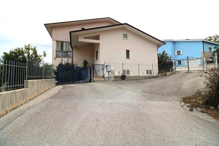 Appartamento bilocale in vendita in Contrada Fossato Cupo, Campobasso