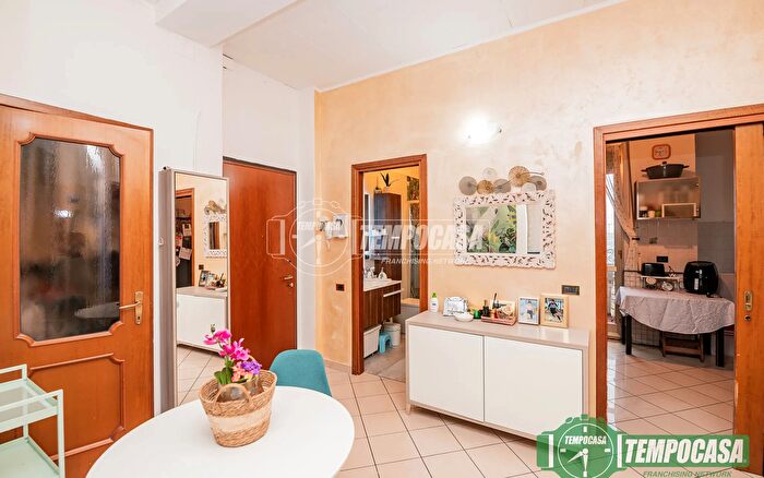 Appartamento trilocale in vendita in Via Giacomo Matteotti, Tavazzano Con Villavesco