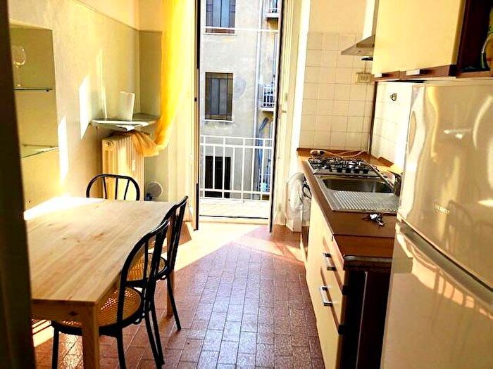 Appartamento trilocale in affitto in Via Marco Aurelio, Parco Trotter, Milano