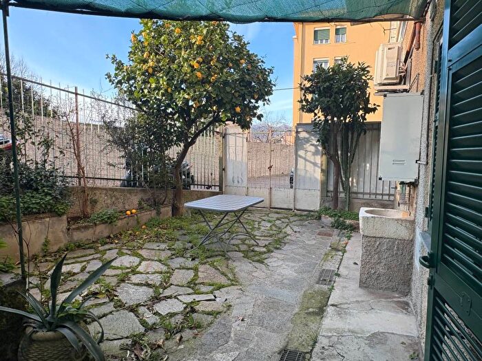 Appartamento bilocale in affitto in Via Montallegro, Albaro, Genova