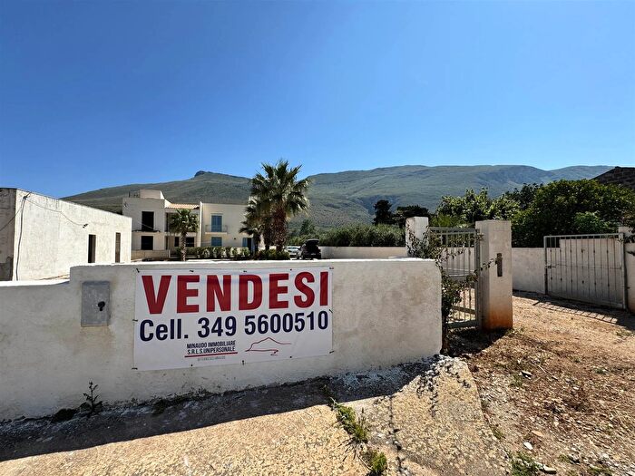 Appartamento quadrilocale in vendita in Viale Cristoforo Colombo Custonaci, San Vito Lo Capo