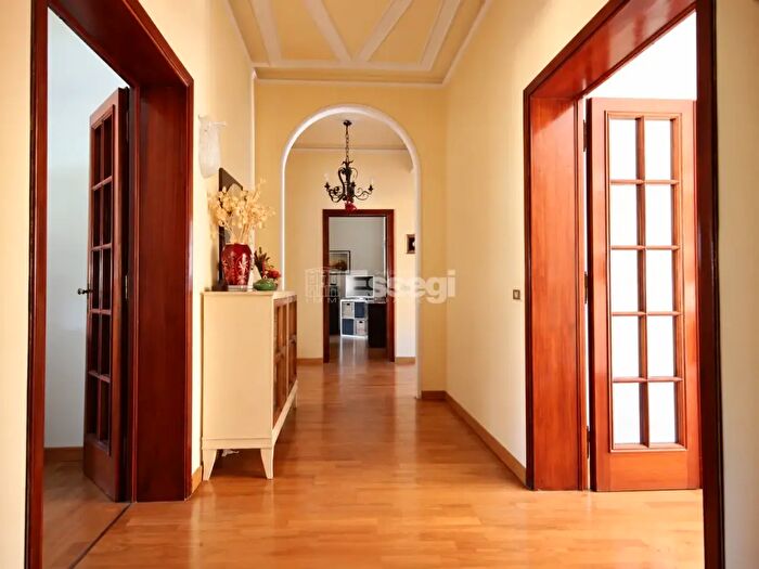 Appartamento con 7 locali in vendita in Traversa I Via San Donato, Lucca