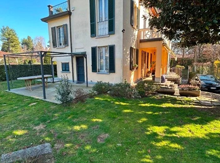 Case in Vendita e in Affitto - 3