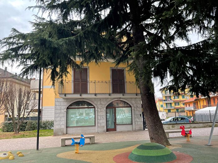 Case in Vendita e in Affitto - 2