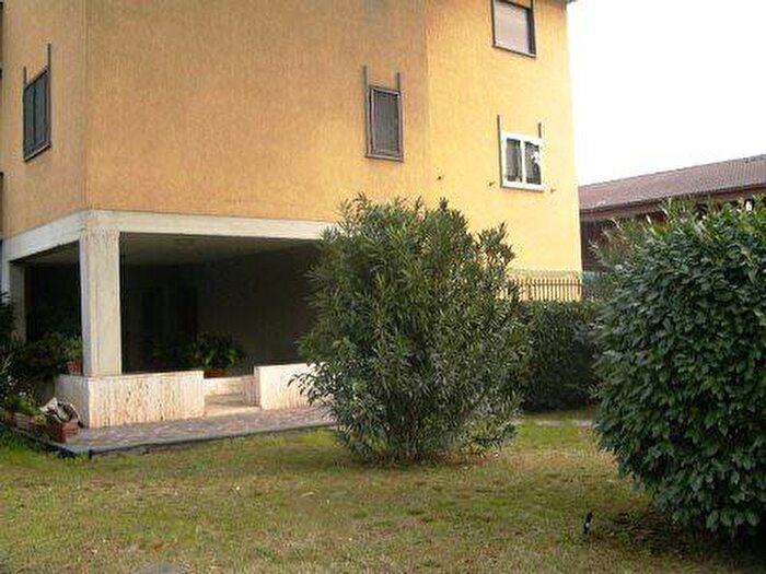Appartamento trilocale in affitto in Via degli Estensi, Pisana Bravetta, Roma