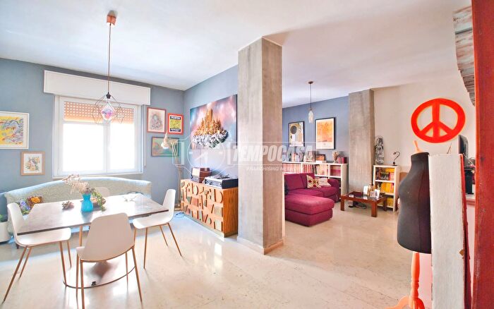 Appartamento con 5 locali in vendita in Vercelli