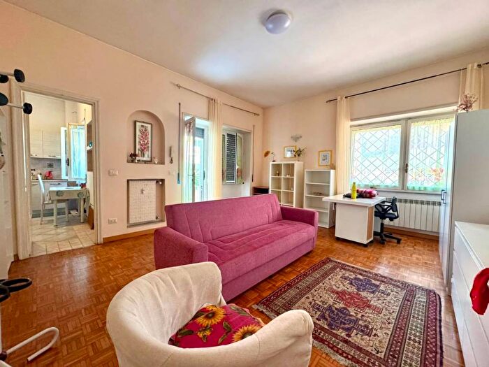Appartamento monolocale in affitto in Via dei Savorelli, Gregorio VII Piccolomini, Roma