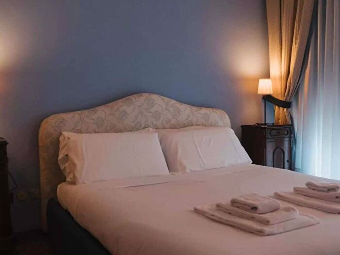 Appartamento bilocale in affitto in Via Crema, Porta Romana Medaglie dOro, Milano