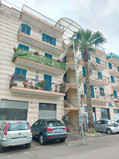 Appartamento trilocale in vendita in Lequile