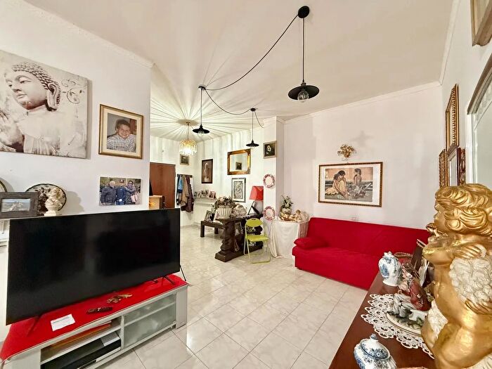 Appartamento trilocale in vendita in Via Igino Garbini, Viterbo