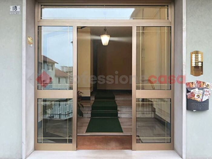 Appartamento bilocale in affitto in Via delle Ginestre, Staglieno, Genova