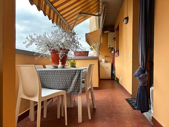 Appartamento con 5 locali in vendita in Pontedera