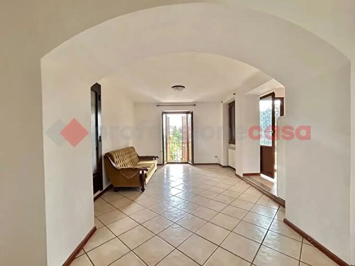 Appartamento bilocale in vendita in Via Manzoni, Arona
