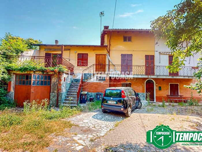 Casa quadrilocale in vendita in Vicolo Franco Buffarello, Tassarolo