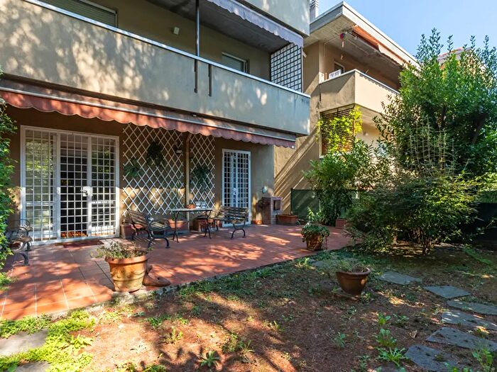 Appartamento con 7 locali in vendita in Via del Cappello, Pianoro