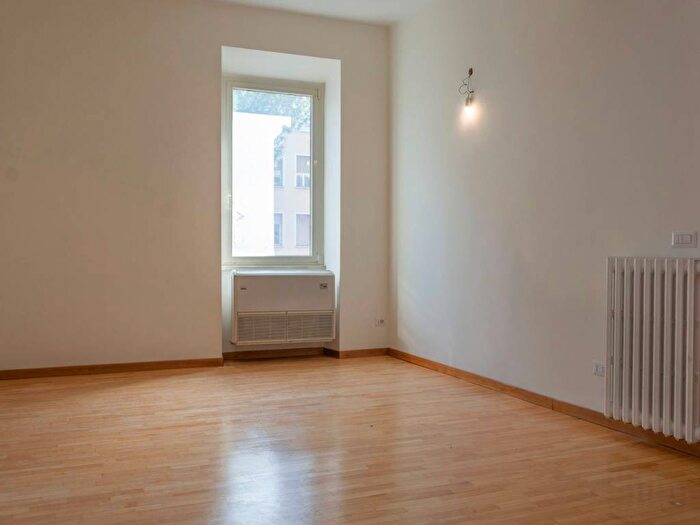 Appartamento trilocale in affitto in Viale Eritrea, Africano Villa Chigi, Roma