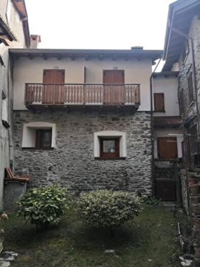 Appartamento con 5 locali in vendita in Edolo