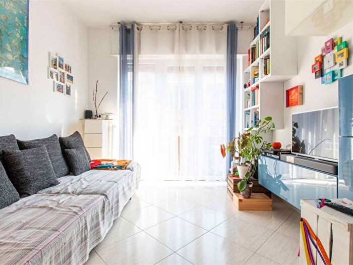 Appartamento bilocale in affitto in VIA MOROSINI, Montenero, Milano