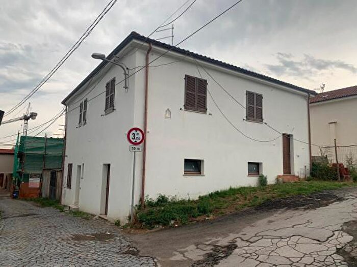 Appartamento quadrilocale in vendita in Via Giuseppe Mazzini, L'Aquila