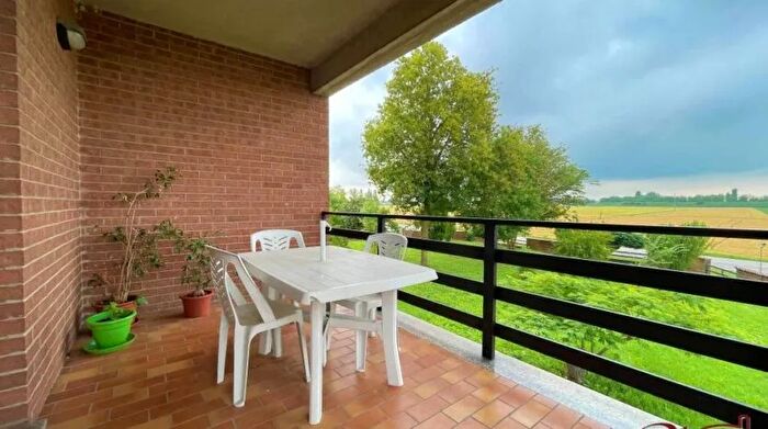 Casa con 6 locali in vendita in Via Provinciale Bondeno Ferrara, Bondeno