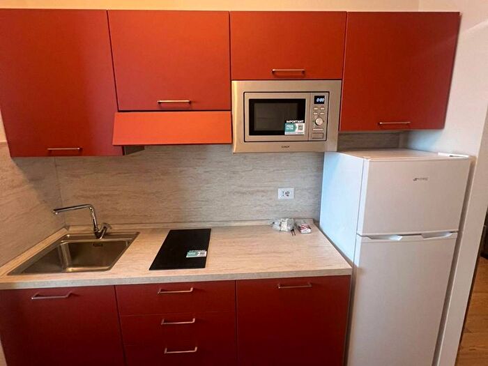 Appartamento bilocale in affitto in Via Cristina Belgioioso, Roserio, Milano