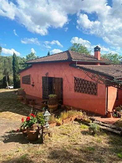 Casa con 7 locali in vendita in Romola, San Casciano In Val Di Pesa