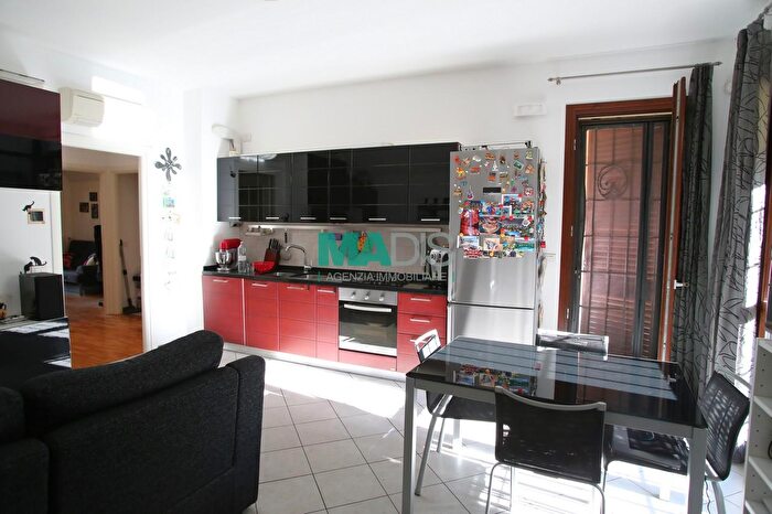 Appartamento trilocale in vendita in Prato