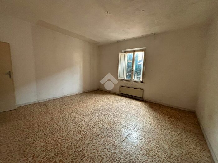 Appartamento quadrilocale in vendita in Via Ippolito Nievo, Cascina