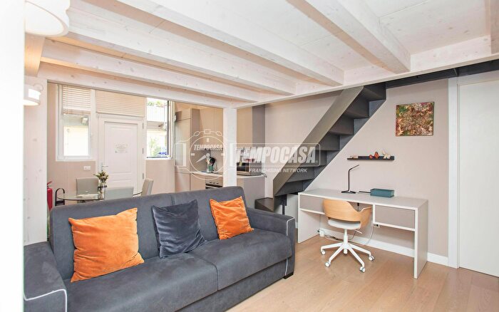 Appartamento bilocale in vendita in Via Aleardo Aleardi, Milano