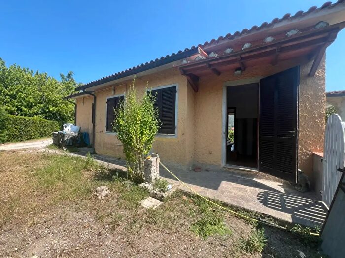 Appartamento con 5 locali in vendita in Portoferraio