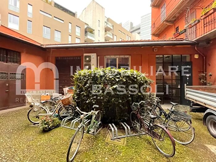 Casa quadrilocale in vendita in Via Carlo De Cristoforis Milano Milano, Milano