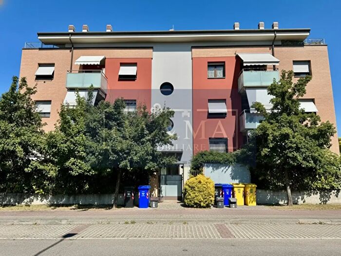 Appartamento quadrilocale in vendita in Via Canterbury, Parma