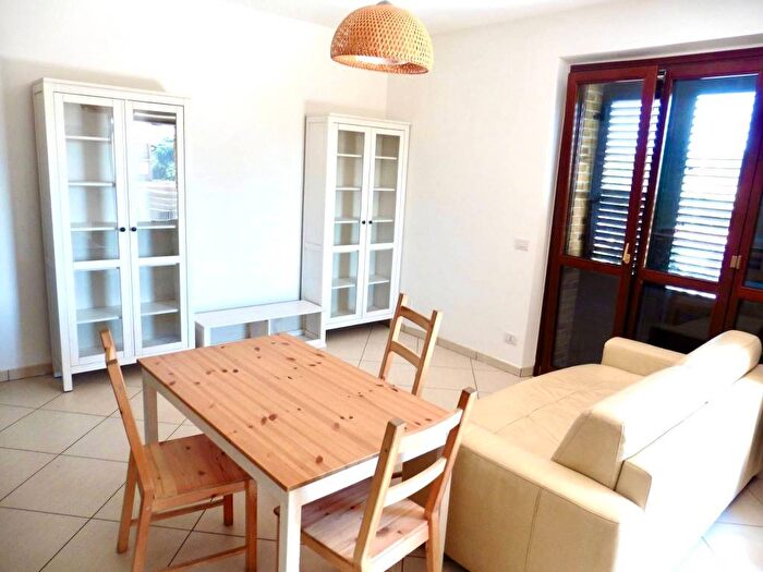 Appartamento trilocale in affitto in Passo Varano, Ancona