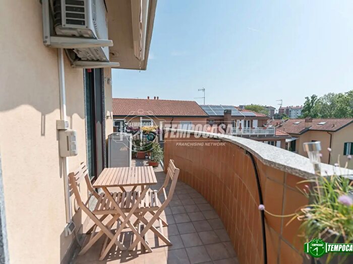 Appartamento quadrilocale in vendita in Via Privata Leone da Perego, Milano