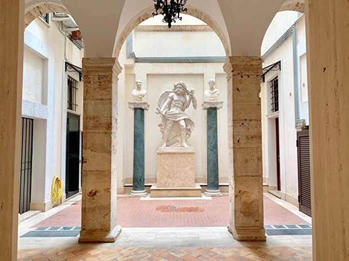 Appartamento quadrilocale in affitto in Via della Maschera dOro, Piazza Navona, Roma