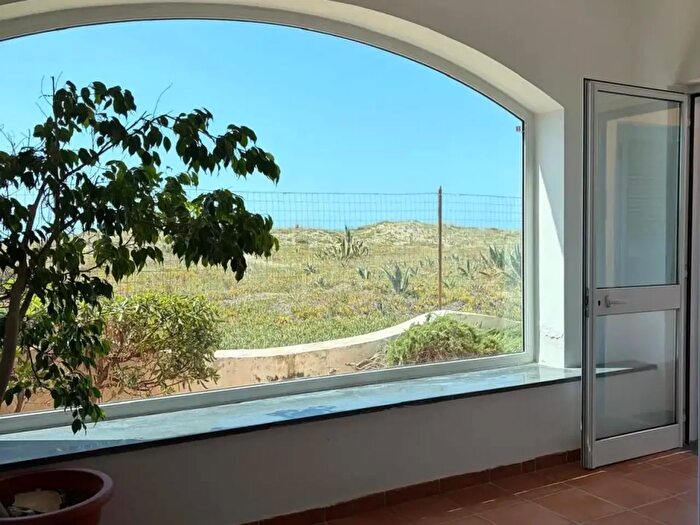 Casa con 5 locali in affitto in Via Domitiana, Giugliano In Campania