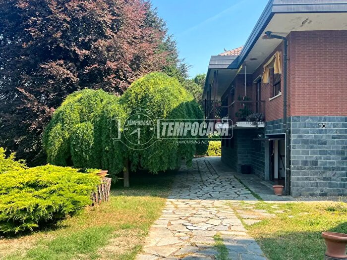 Casa con 10 locali in vendita in Via Pellice, Pino Torinese