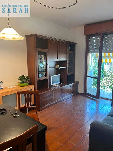 Appartamento quadrilocale in vendita in Via Bixio, Viareggio