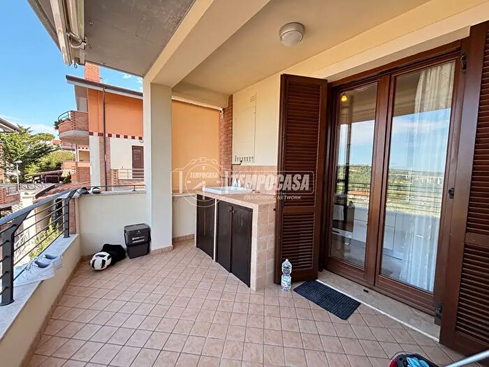 Appartamento trilocale in vendita in Via Don Francesco Paolo Antonelli, Miglianico