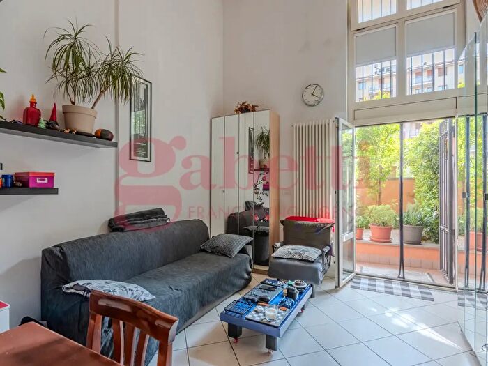 Appartamento bilocale in vendita in Viale Giovanni da Cermenate, Milano