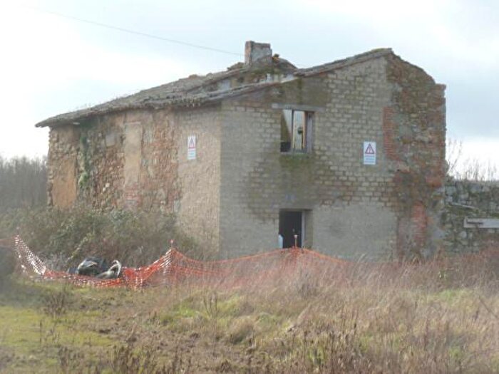 Casa con 6 locali in vendita in Citta Della Pieve