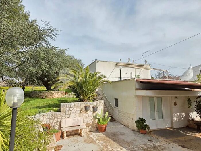 Appartamento trilocale in vendita in Contrada Sisto SNC, Cisternino